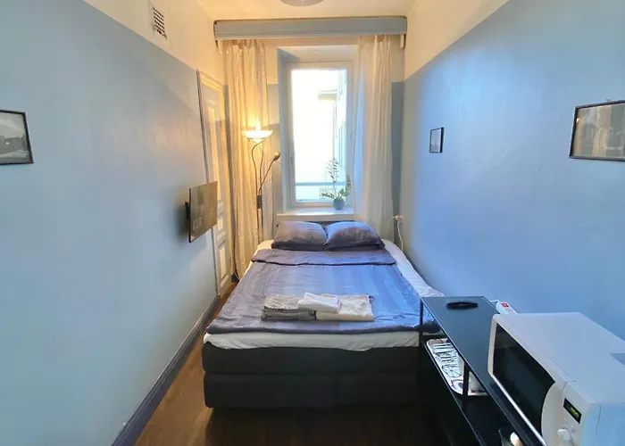 Private Room And Bathroom In The City Center