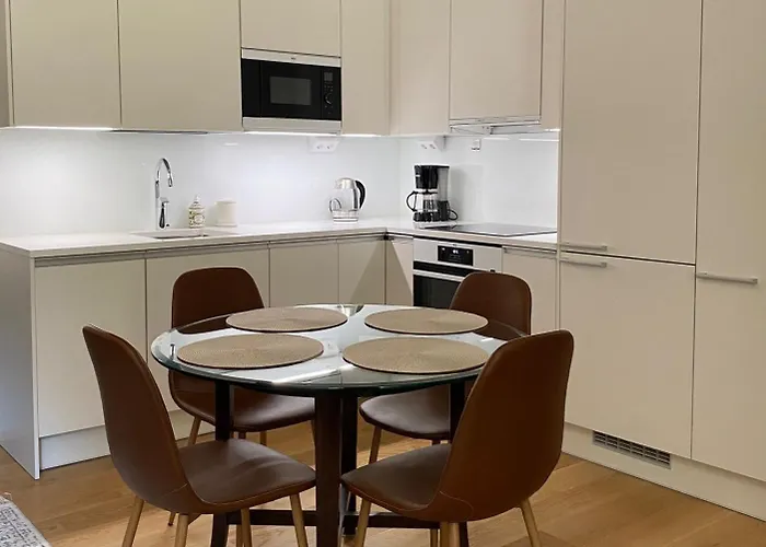 Modern Apartment In A Prime Location