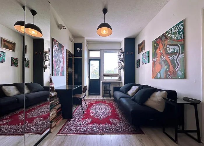Artistic Kallio Apartment