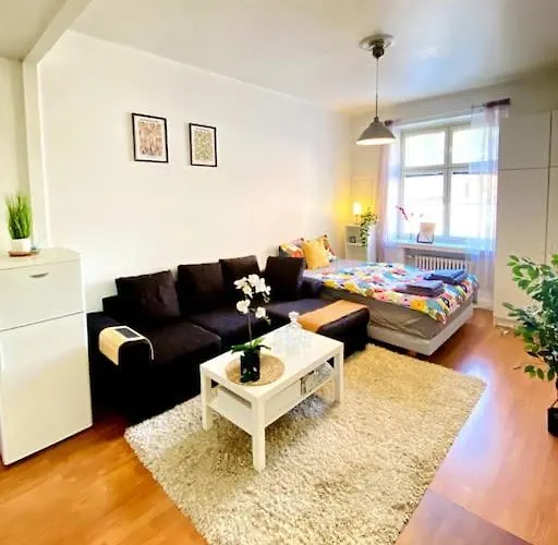 Self Check-In Cozy Studio Near Kamppi Metro, Hietaranta Beach!