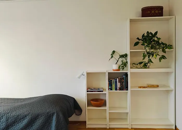 Apartment With Free Parking