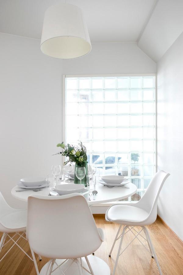 Huoneisto 2ndhomes Luxury Kamppi Center With Spa And Terrace *
