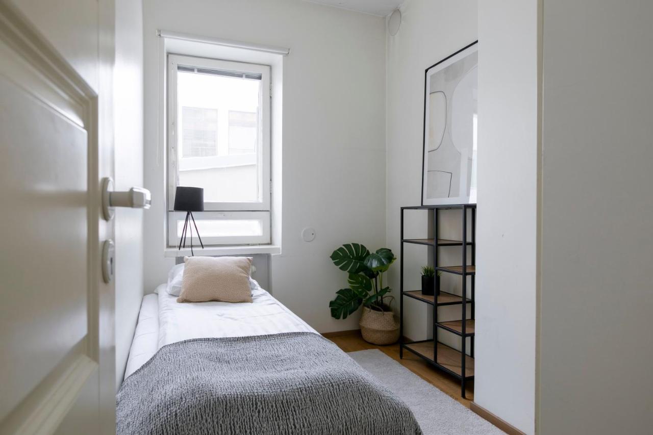 2ndhomes 3 Bedroom With Balcony In Bulevardi * Helsinki