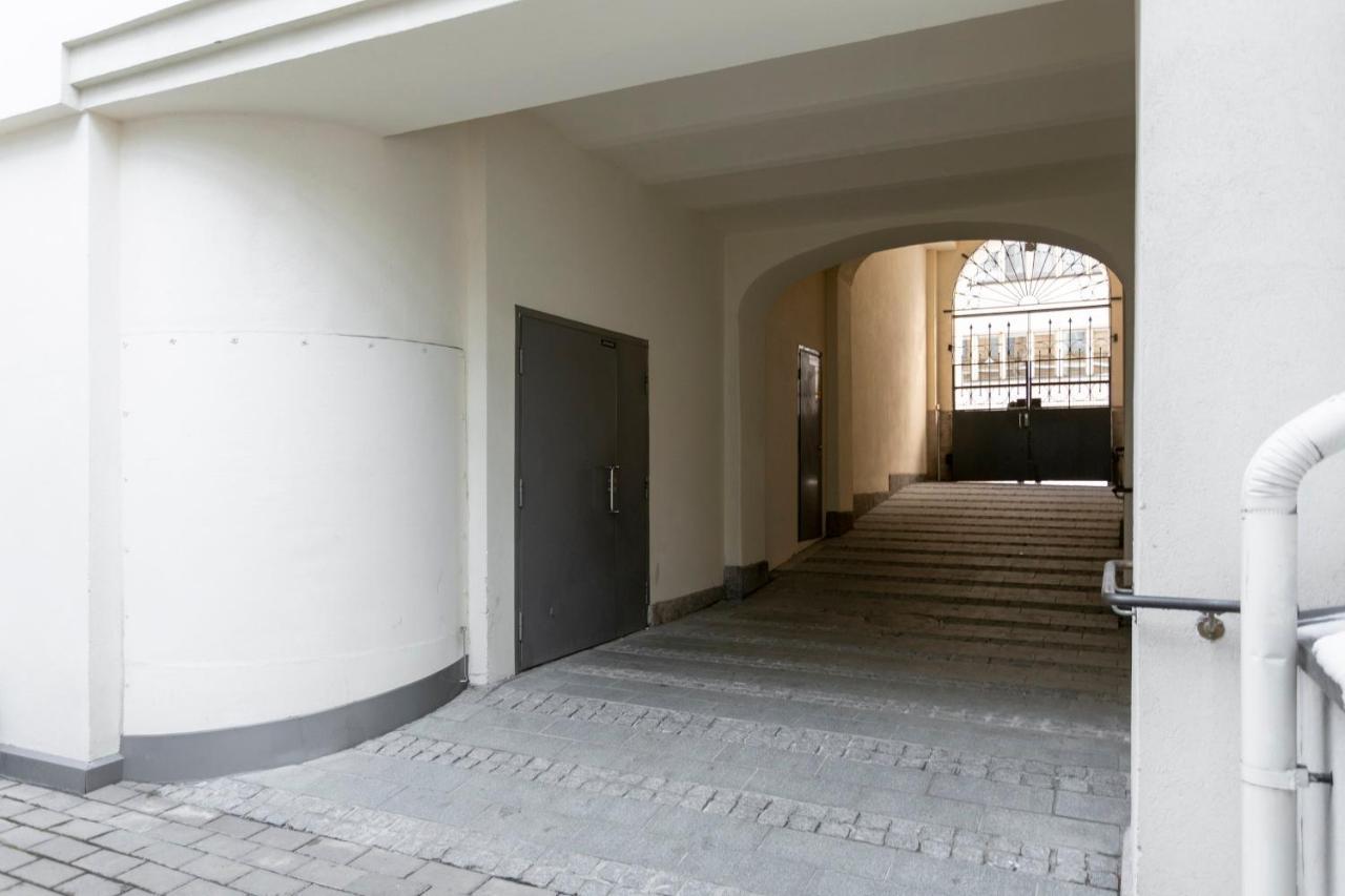 2ndhomes Cozy 1br With Balcony By The Station Helsinki