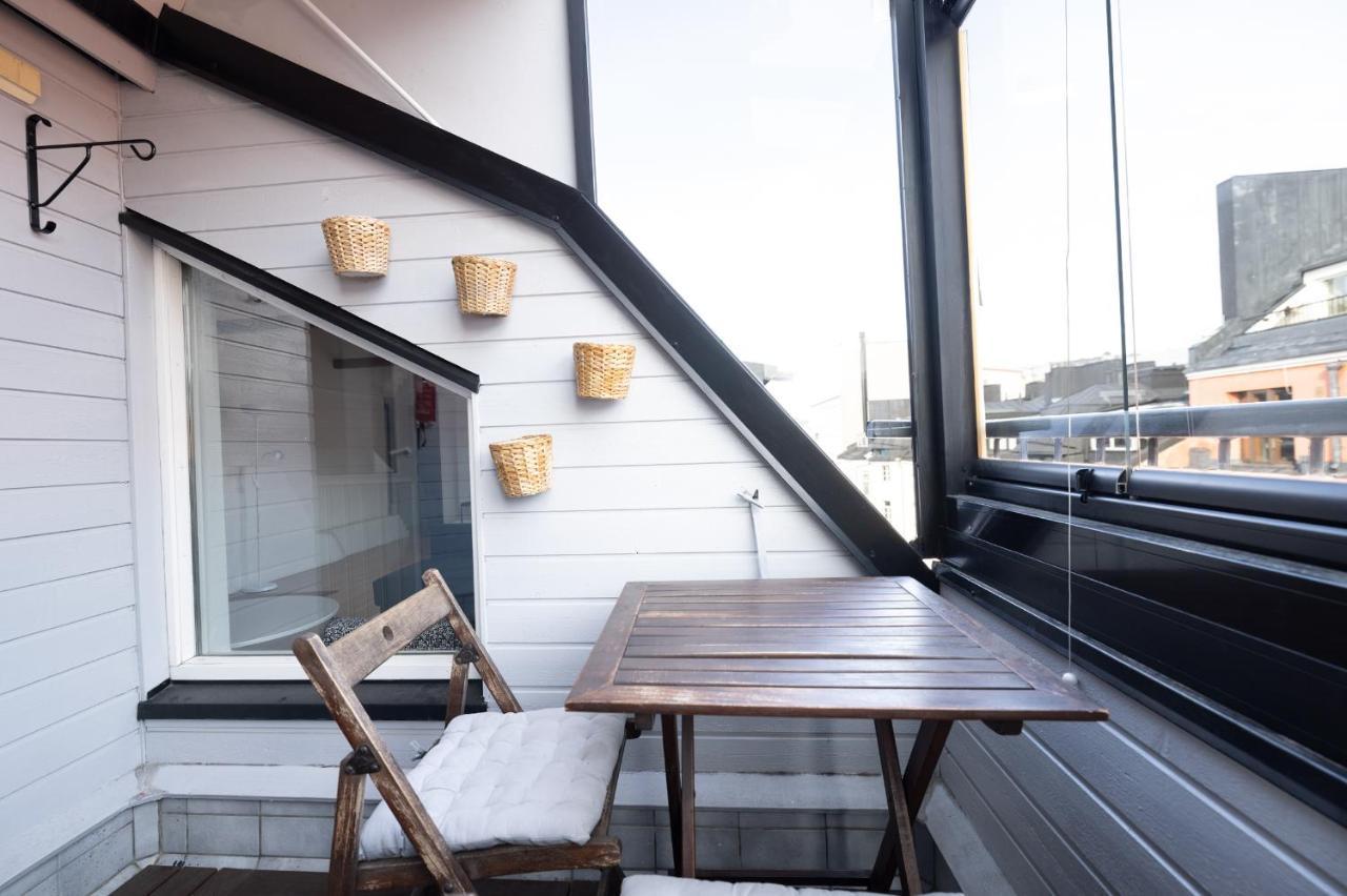Huoneisto 2ndhomes Unique Two Storey Penthouse With Terrace In Kamppi