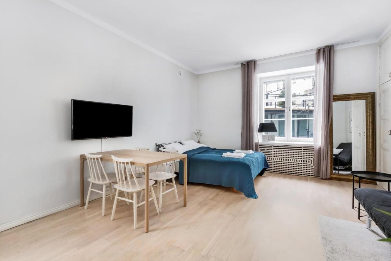 Wehost Modern Scandinavian Studio In Trendy Kallio Helsinki