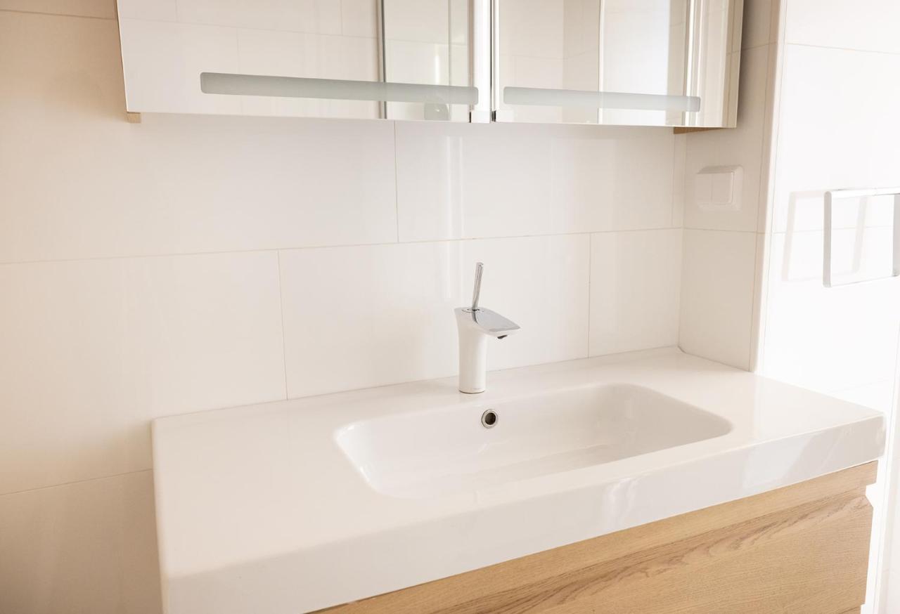 Huoneisto 2ndhomes Luxurious 144 M2 Stylish 3 Bedroom Center Helsinki