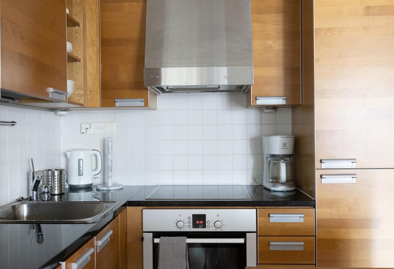 Huoneisto 2ndhomes Luxury 1br Kamppi Center With Sauna And Big Terrace