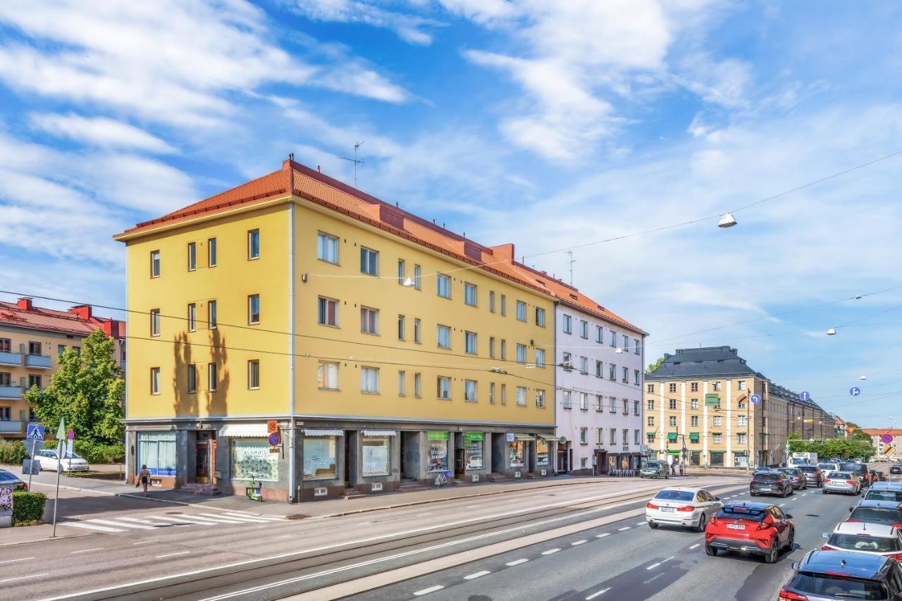 Huoneisto Wehost Colorful Studio Next To Park Puijonpuistikko In Vallila Neighborhood Helsinki