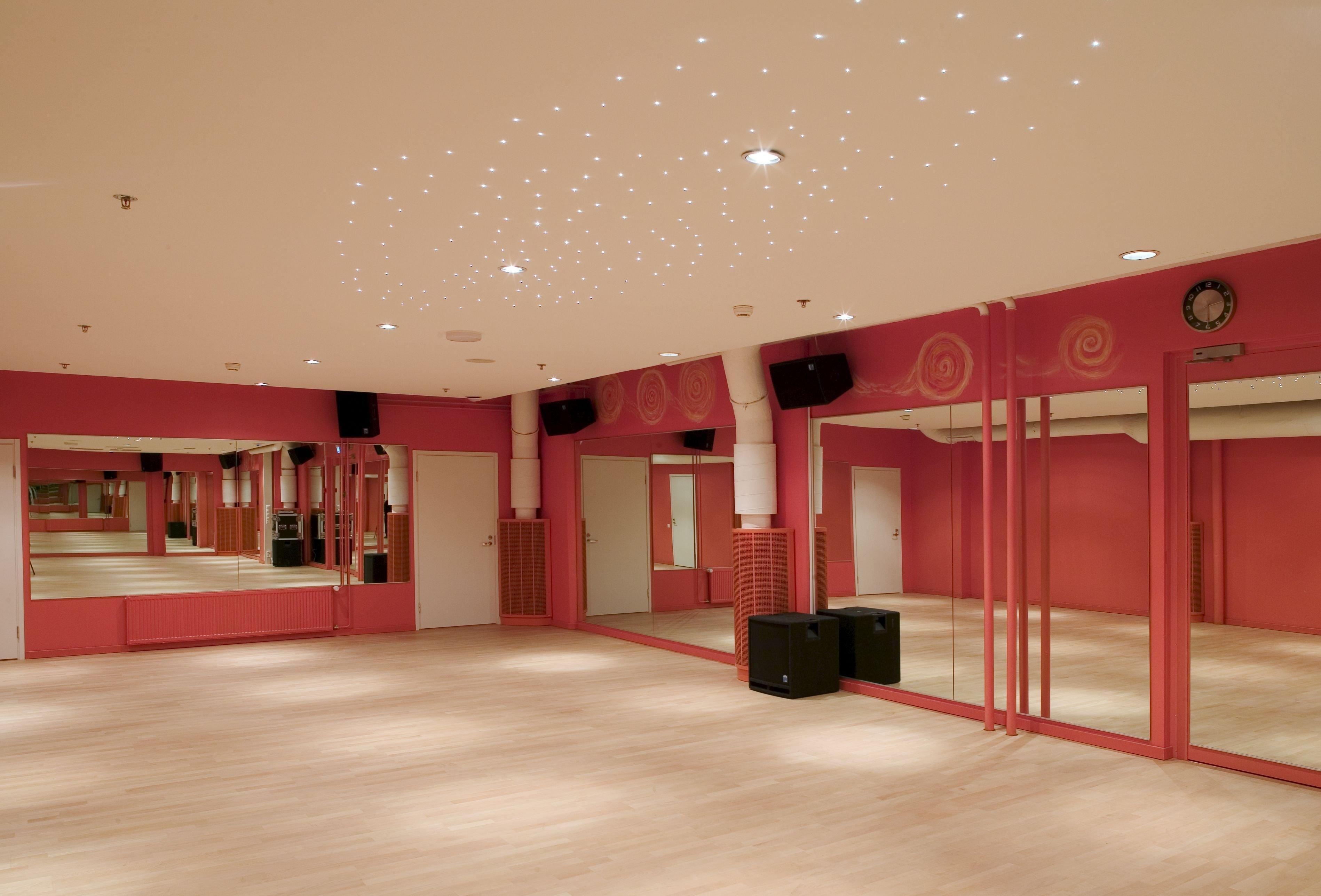 Crowne Plaza - Hesperia By Ihg 4*