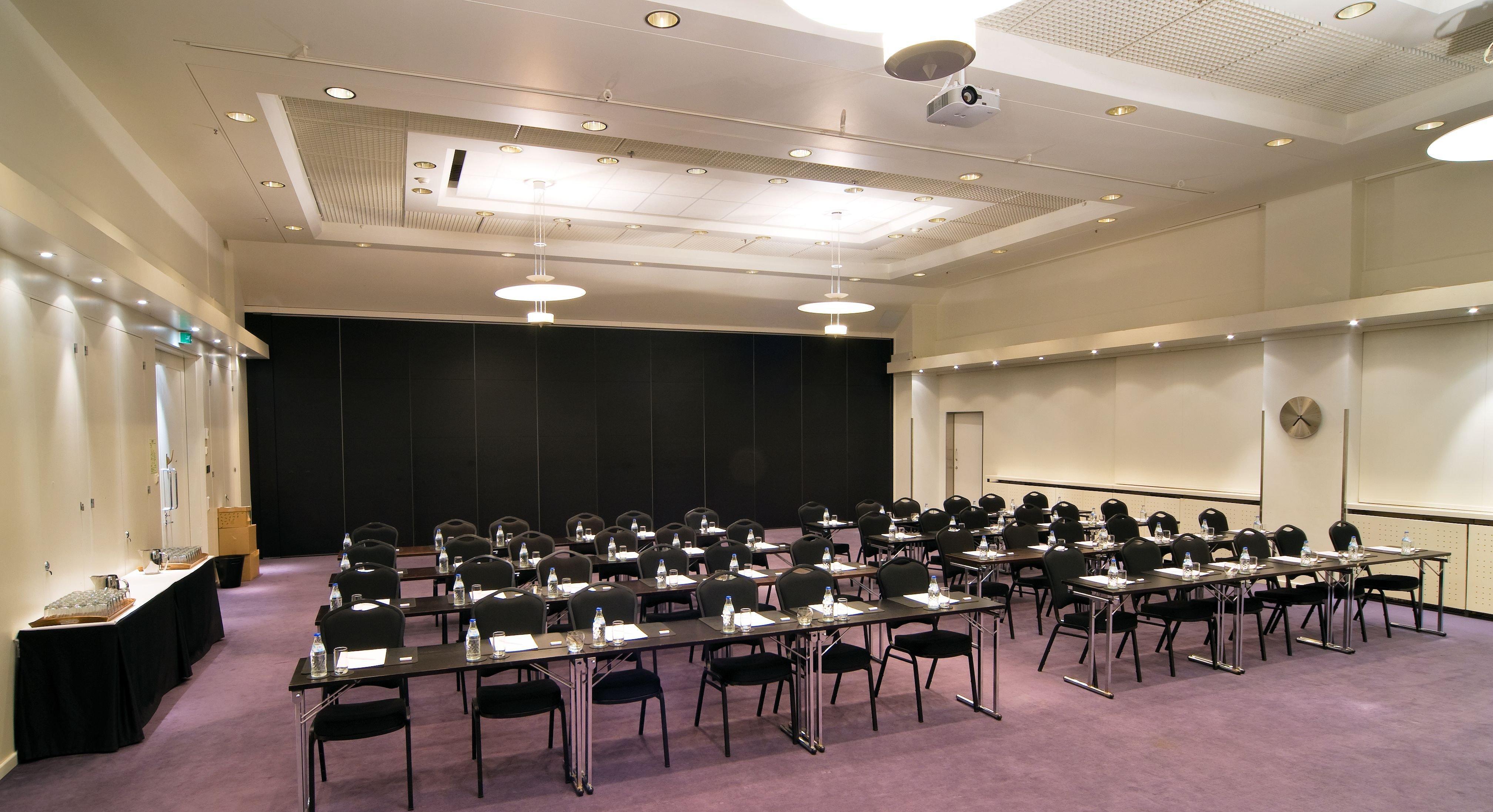 Hotelli Crowne Plaza - Hesperia By Ihg Helsinki