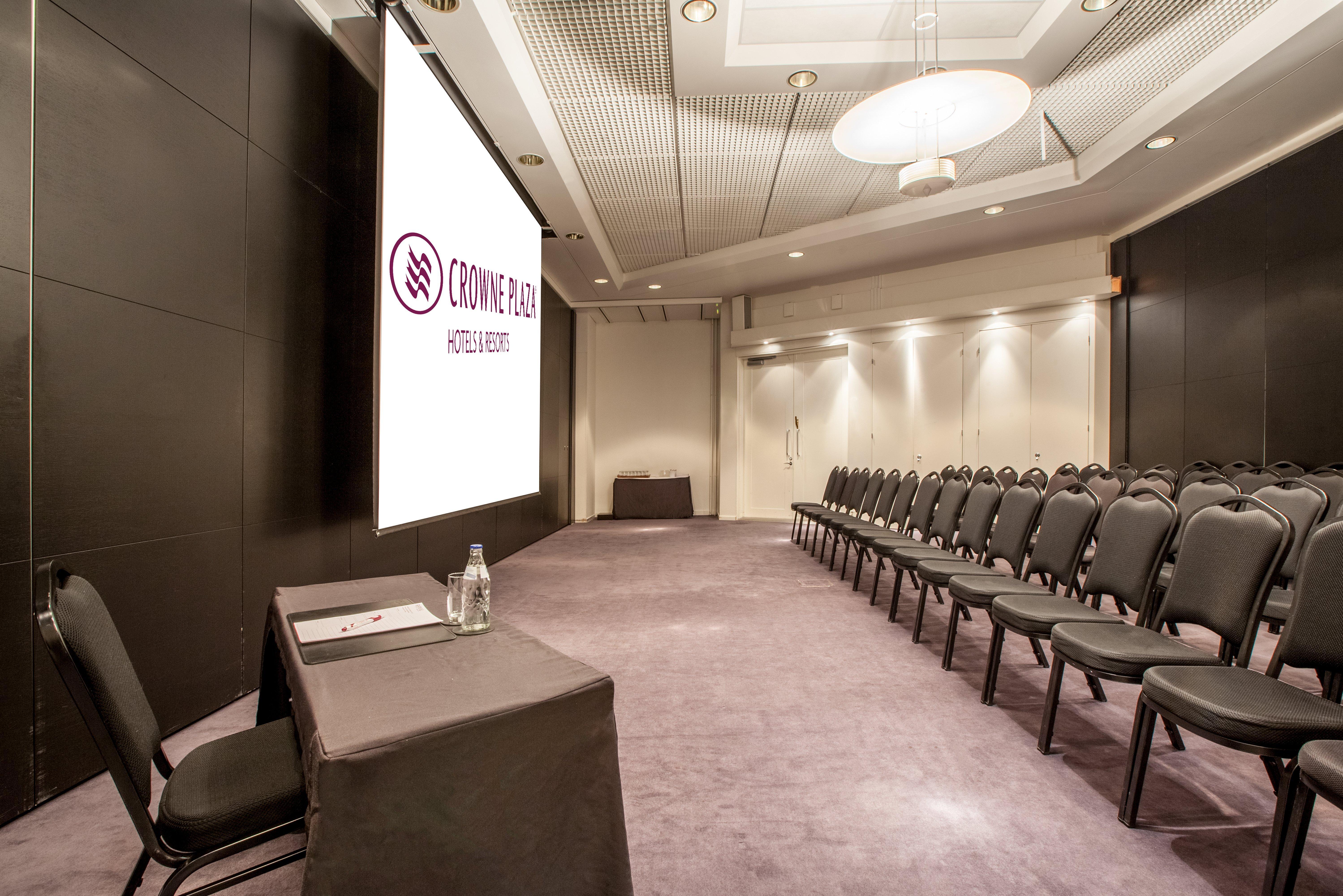 Crowne Plaza - Hesperia By Ihg
