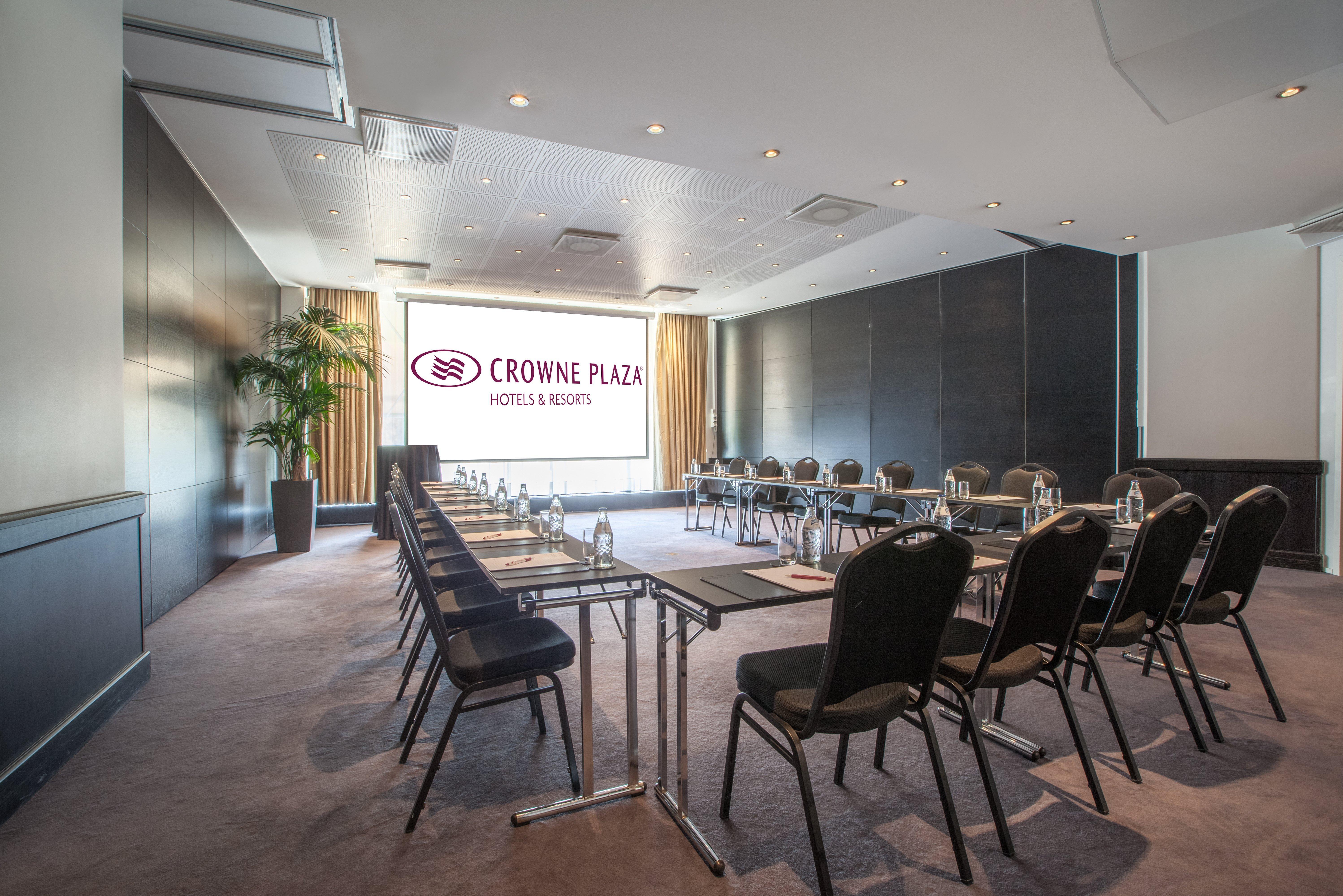Hotelli Crowne Plaza - Hesperia By Ihg