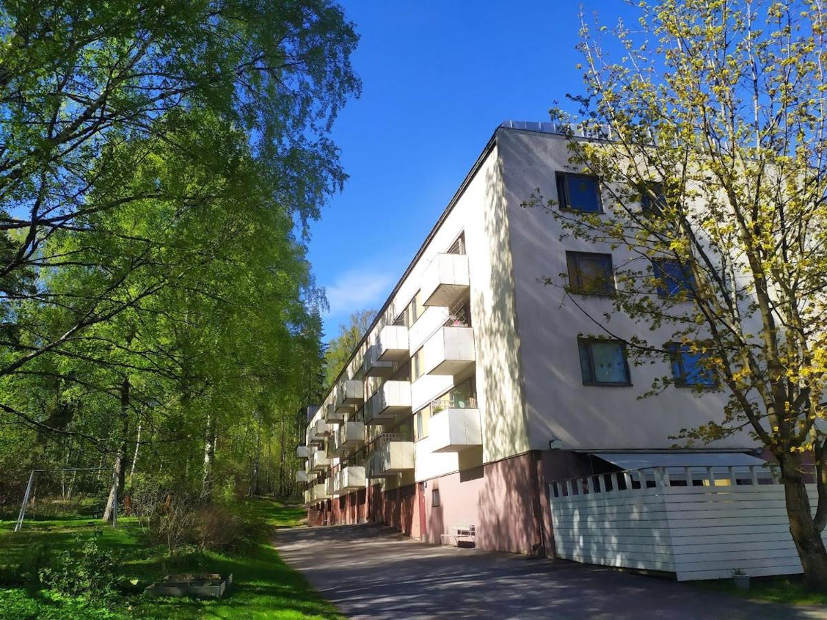 Ihan Puotilan Metron Laehellae * Helsinki