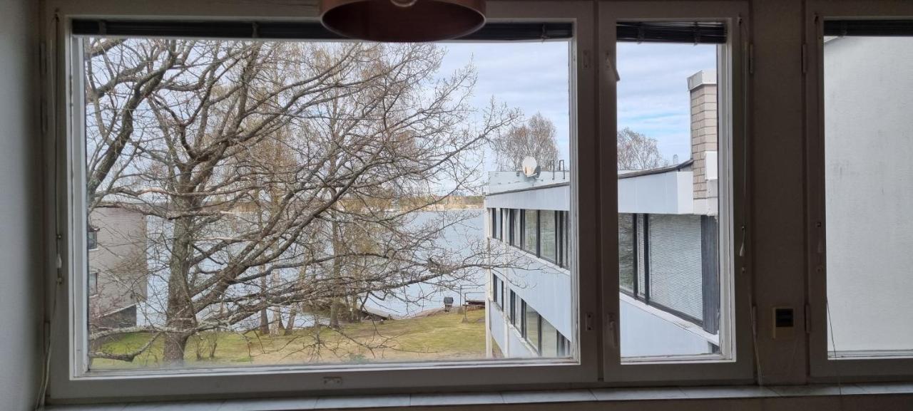 Valoisa Huoneisto Meren Rannalla Huoneisto *