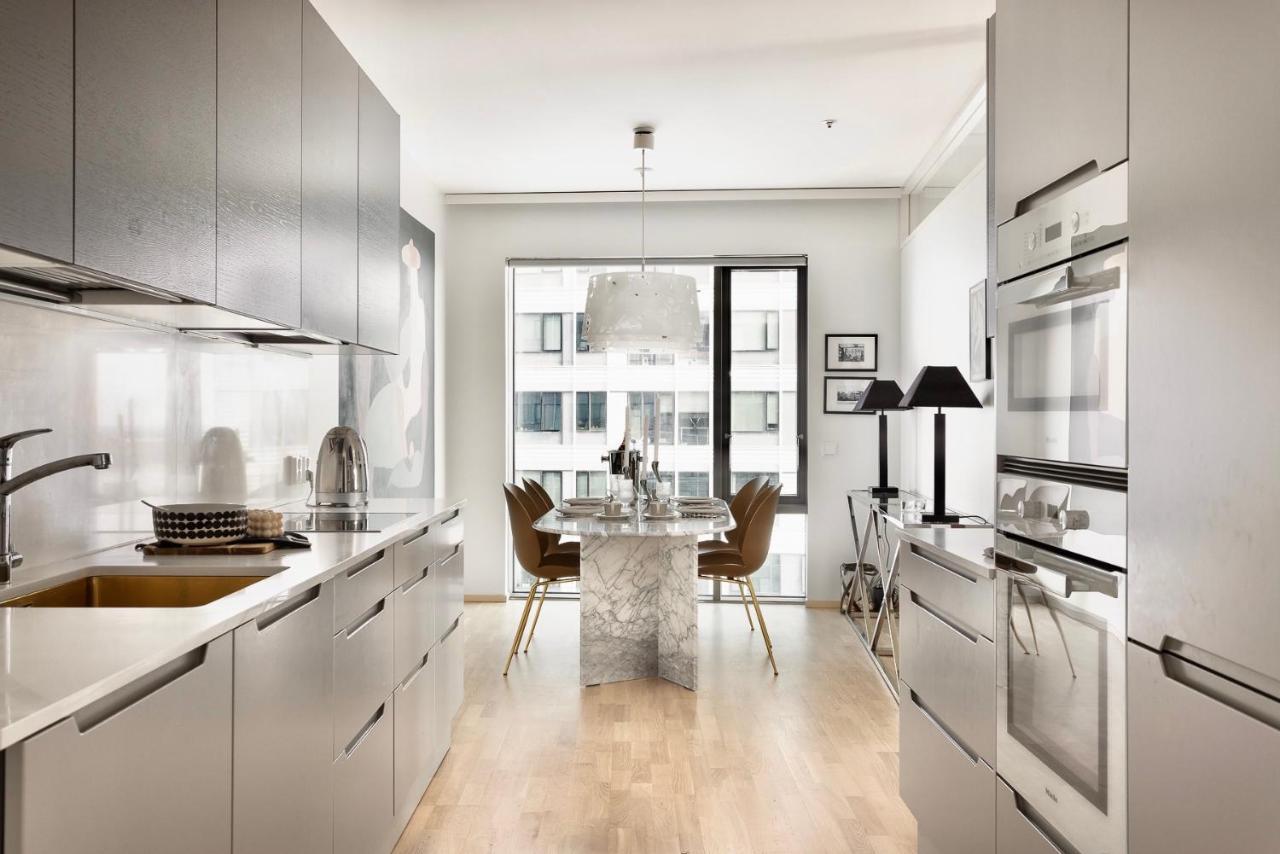 Luxury Skyscraper With Amazing View Over Huoneisto *