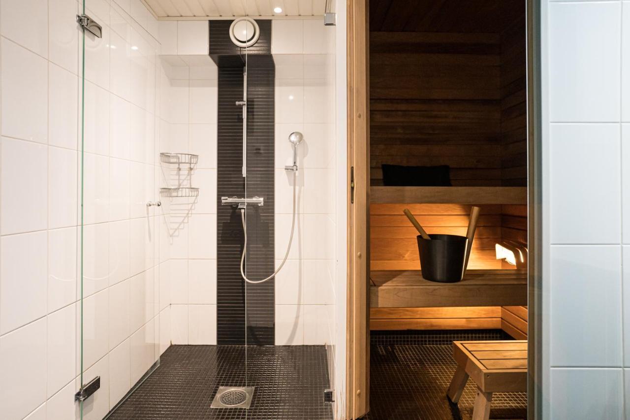 Luxury Design Gem In Center With Sauna And Workspace Huoneisto