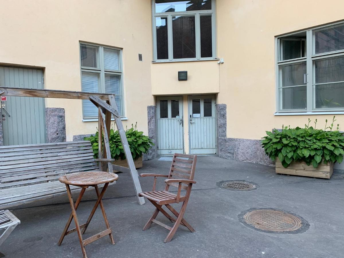 Big Studio Close To Center With Wifi