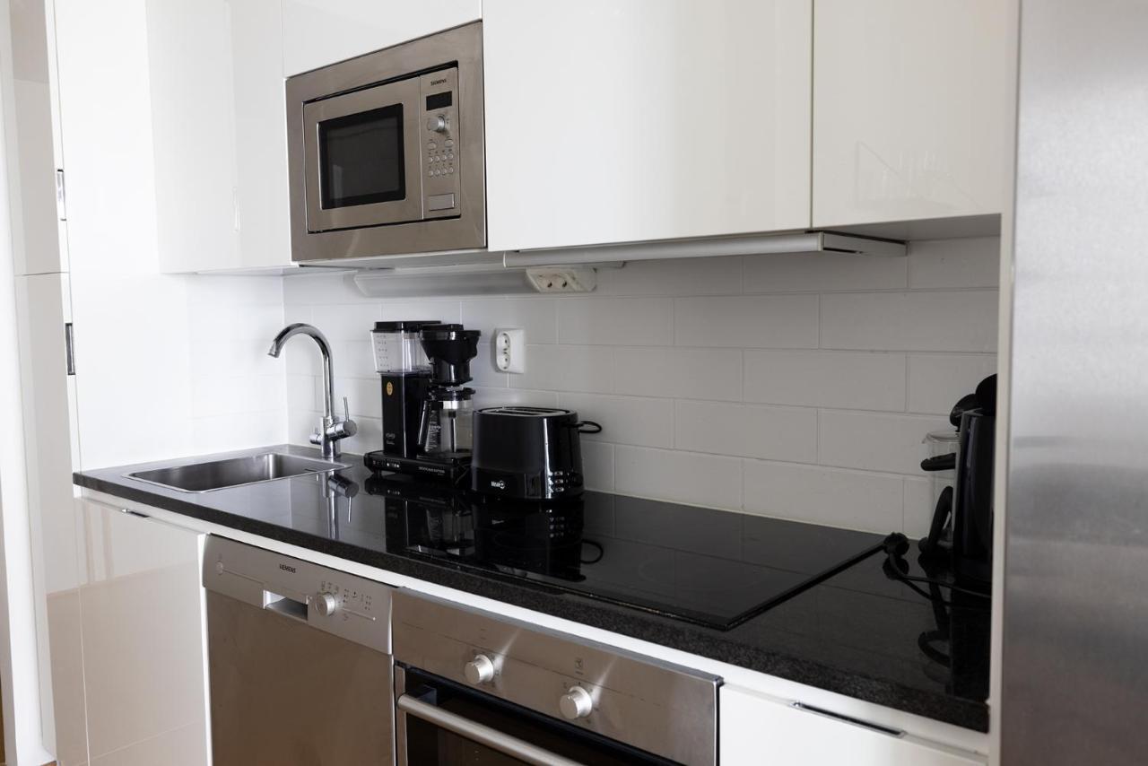 Poista 2ndhomes Modern 1br With Balcony By The Station *