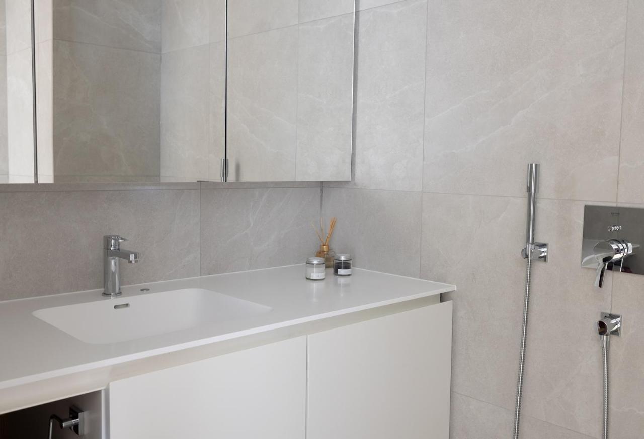 Huoneisto 2ndhomes Beautiful & Modern Attic Studio In Kruununhaka *