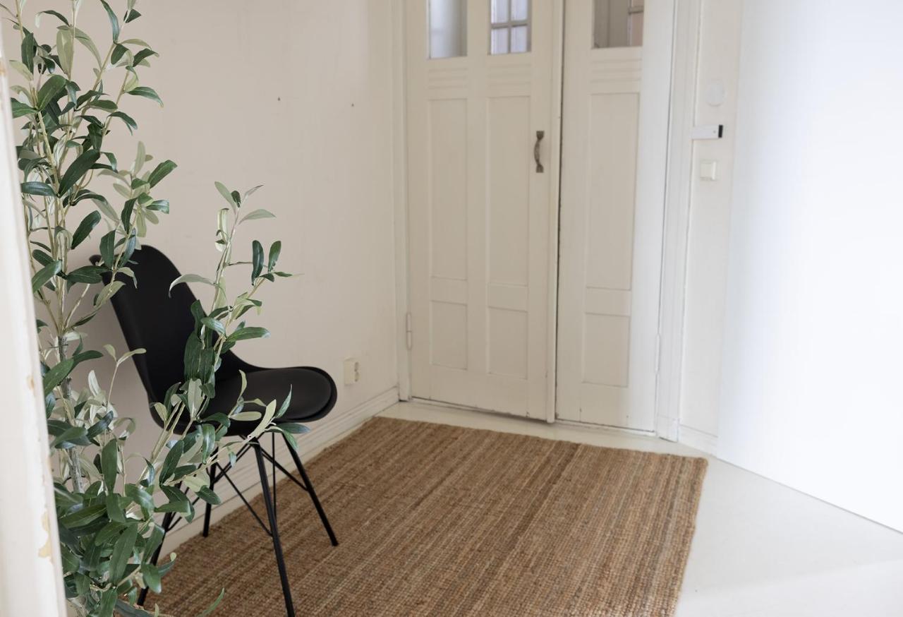 Huoneisto 2ndhomes City Center 2br With Balcony And Sauna By Kaisaniemi Park *