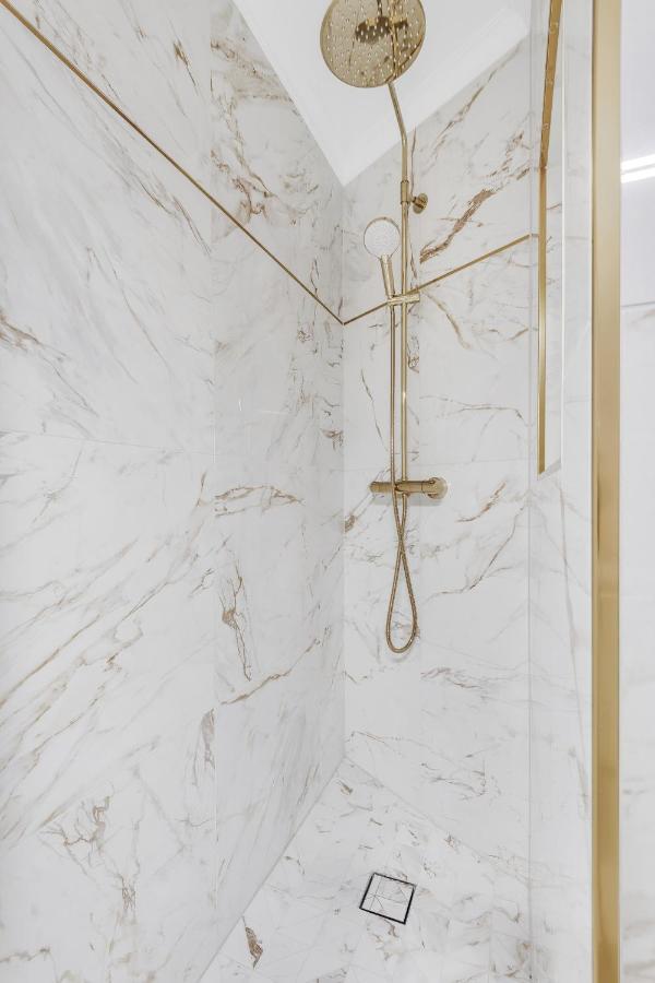 Wehost Marble And Brands In The Heart Of @vuorikatu 8 * Helsinki