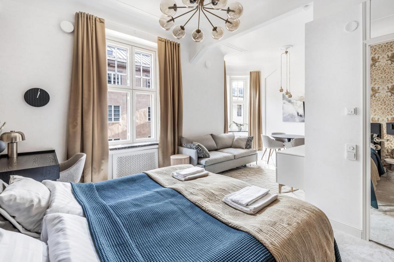 Wehost Marble And Brands In The Heart Of @vuorikatu 8