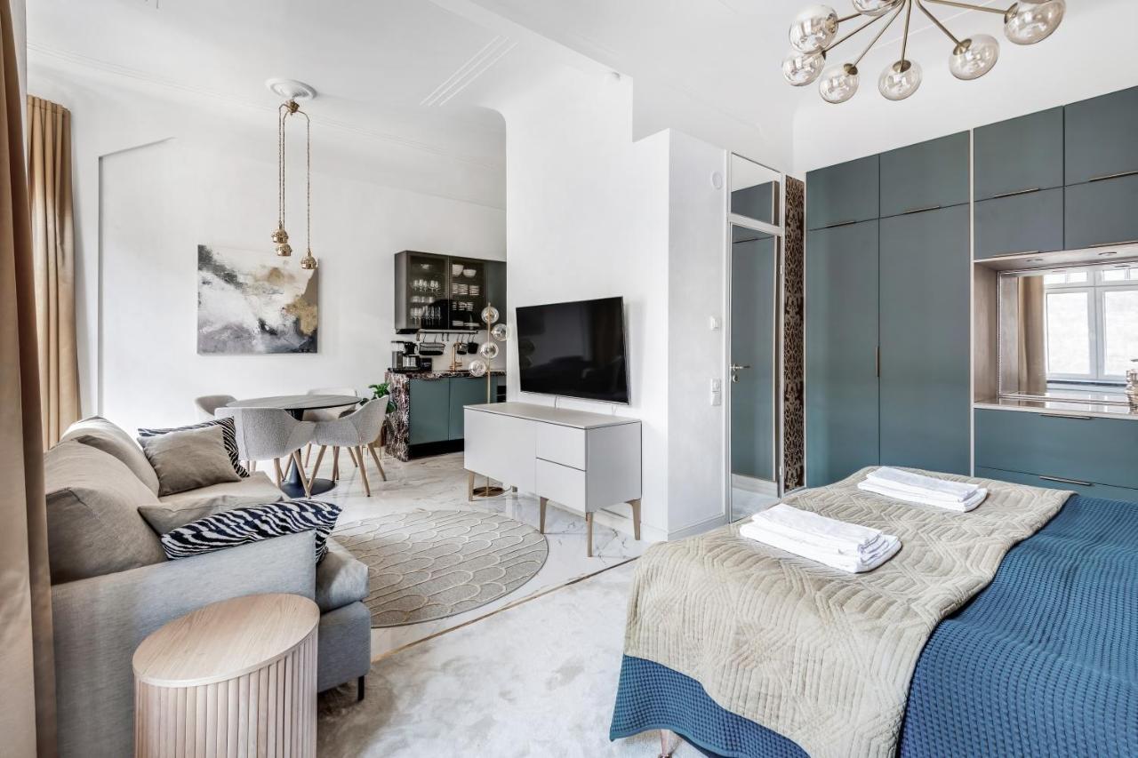 Wehost Marble And Brands In The Heart Of @vuorikatu 8 Huoneisto Helsinki