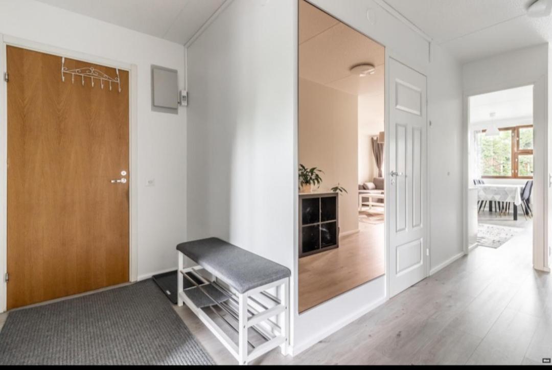 Easy And Short From The Airport Huoneisto Helsinki