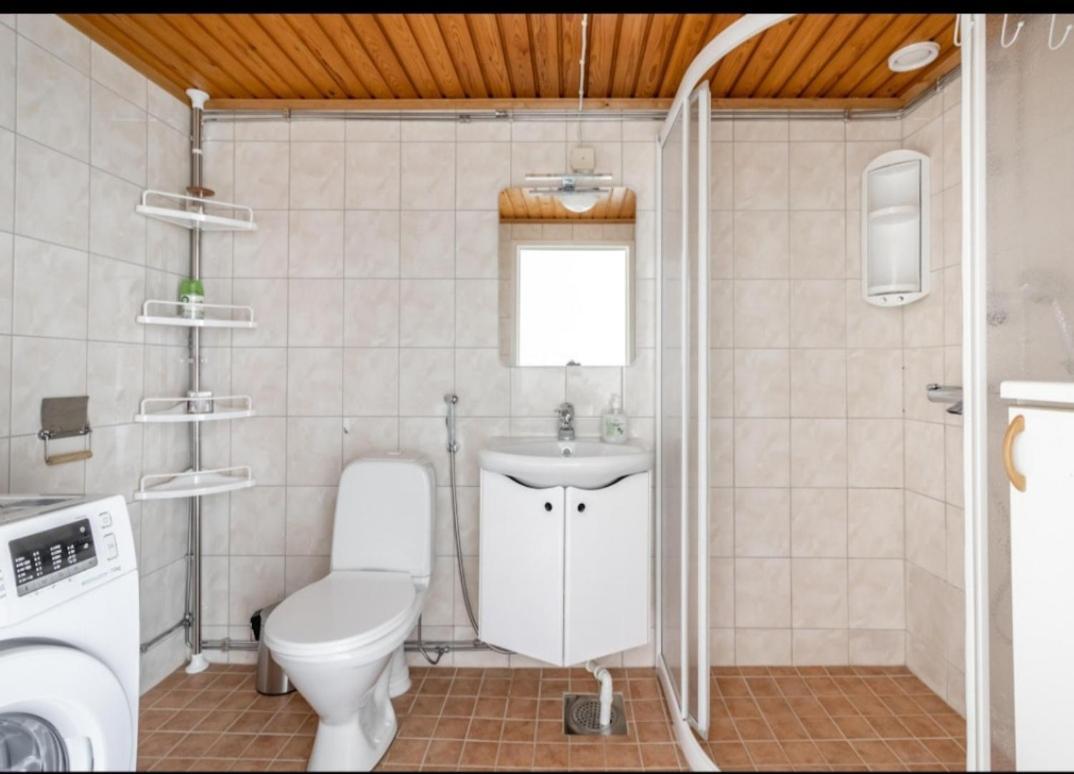 Easy And Short From The Airport Huoneisto *