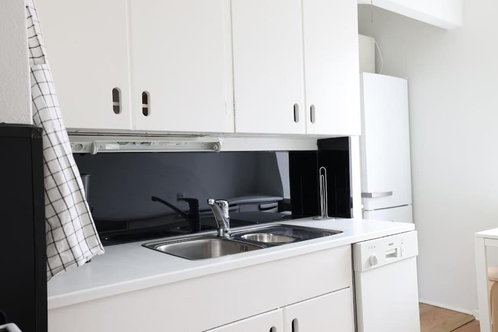 Huoneisto Poista 2ndhomes 102m2 Floor 3br With Balcony Helsinki