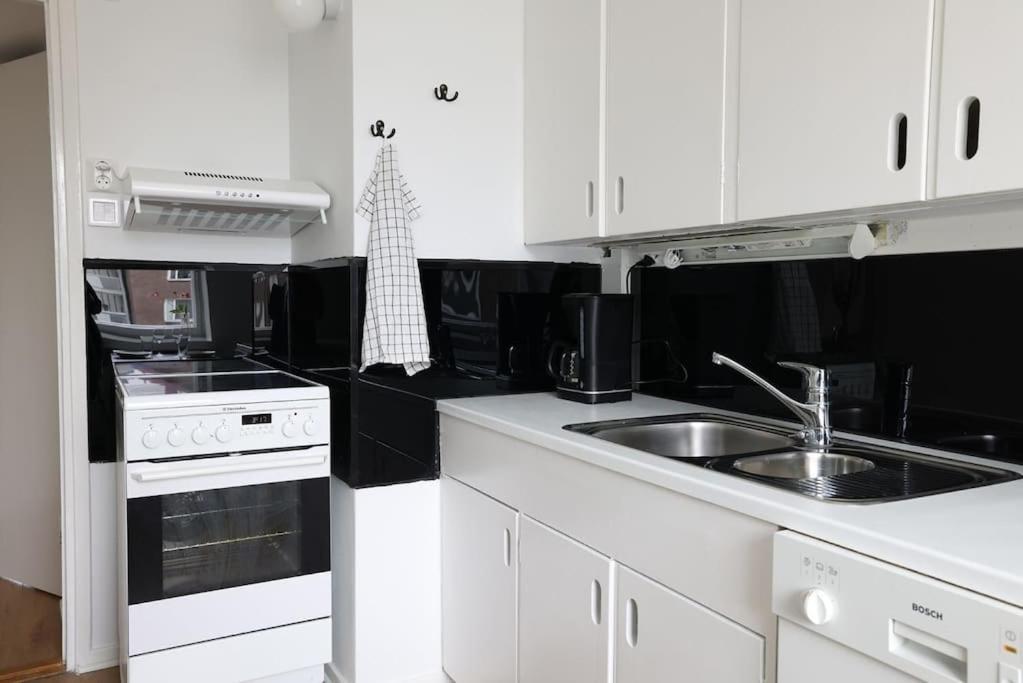 Poista 2ndhomes 102m2 Floor 3br With Balcony