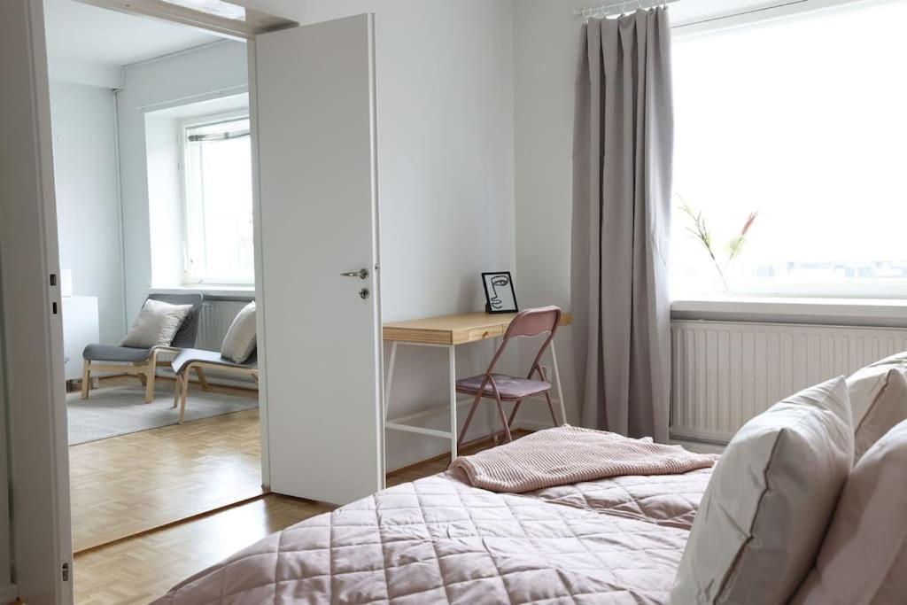 Poista 2ndhomes 102m2 Floor 3br With Balcony