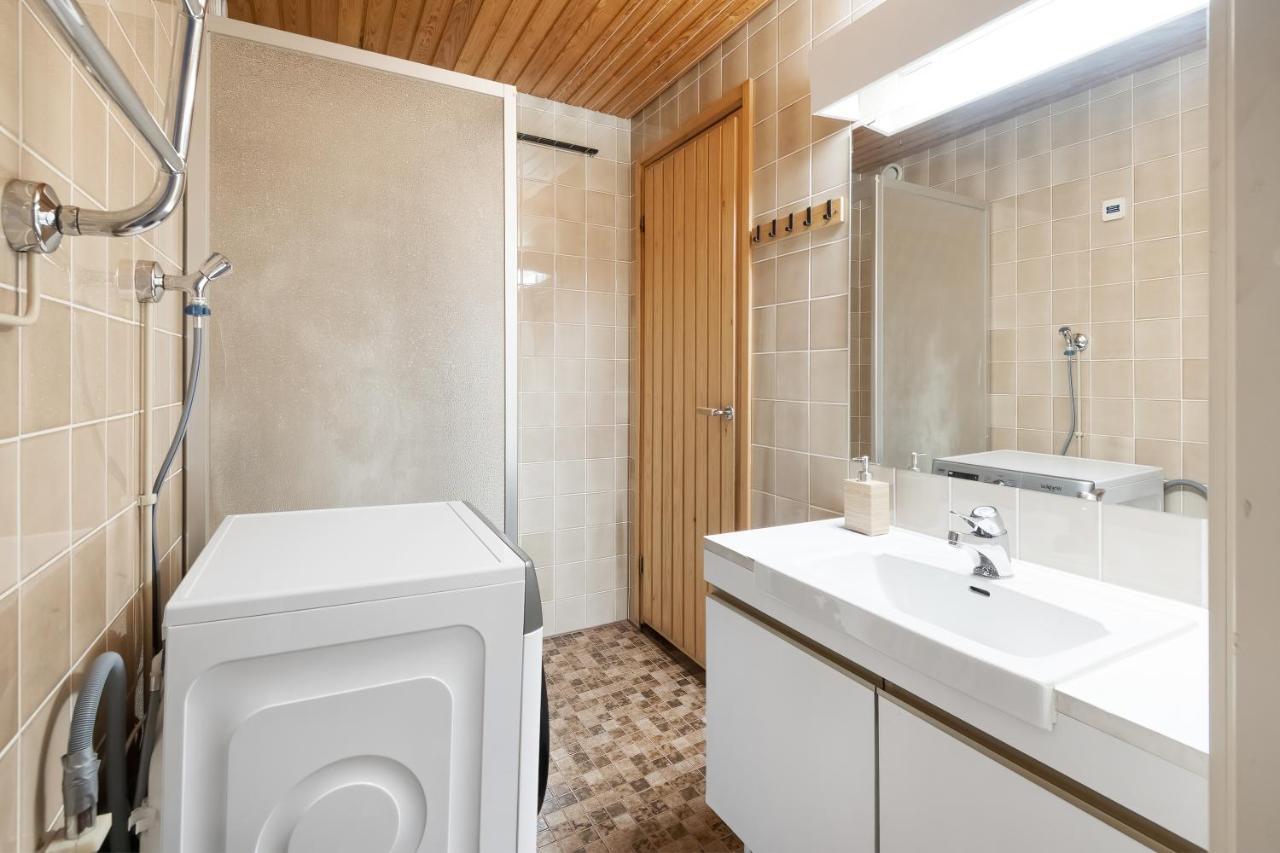 Huoneisto Wehost 2br In The Centre With Sauna And Balcony @sinebrychoffinkatu 11 *
