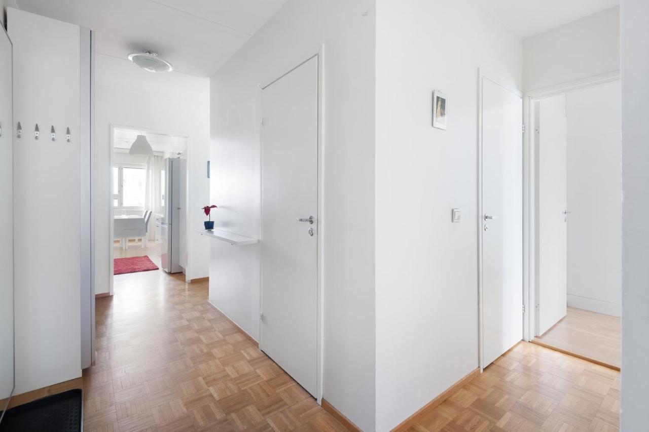Wehost 2br In The Centre With Sauna And Balcony @sinebrychoffinkatu 11 *