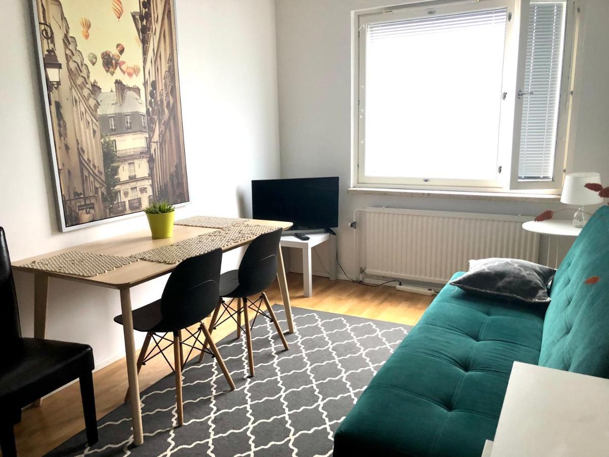 Huoneisto Scandinavian Modern 34 1br Center In Kamppi Tyoemiehenkatu Helsinki