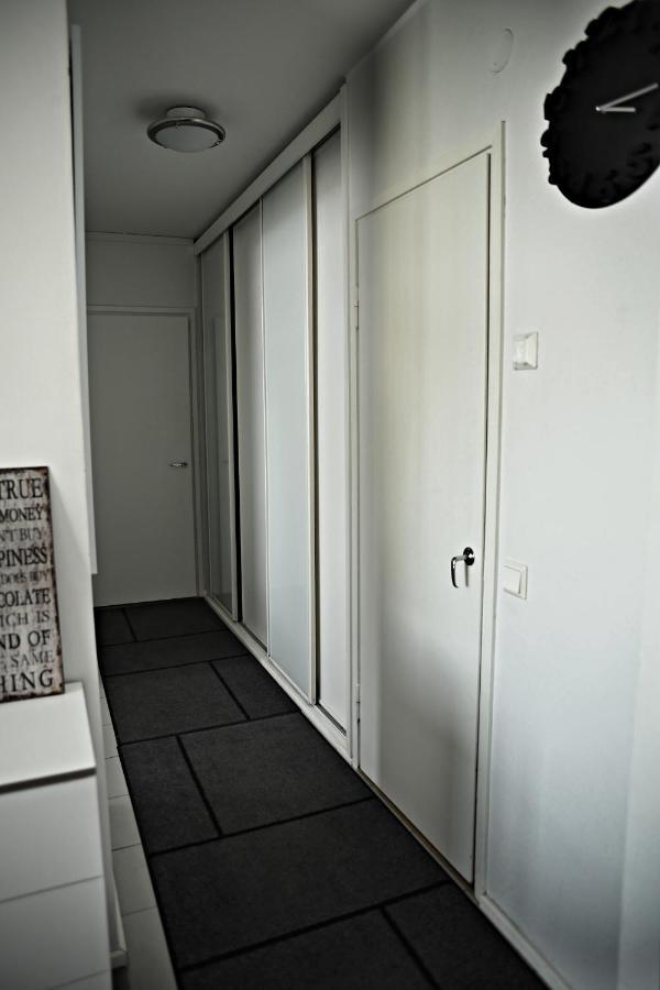 Huoneisto Scandinavian Modern 34 1br Center In Kamppi Tyoemiehenkatu