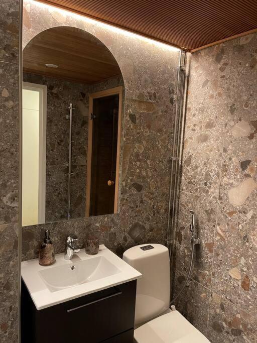 Huoneisto Relaxing Flat With Sauna *