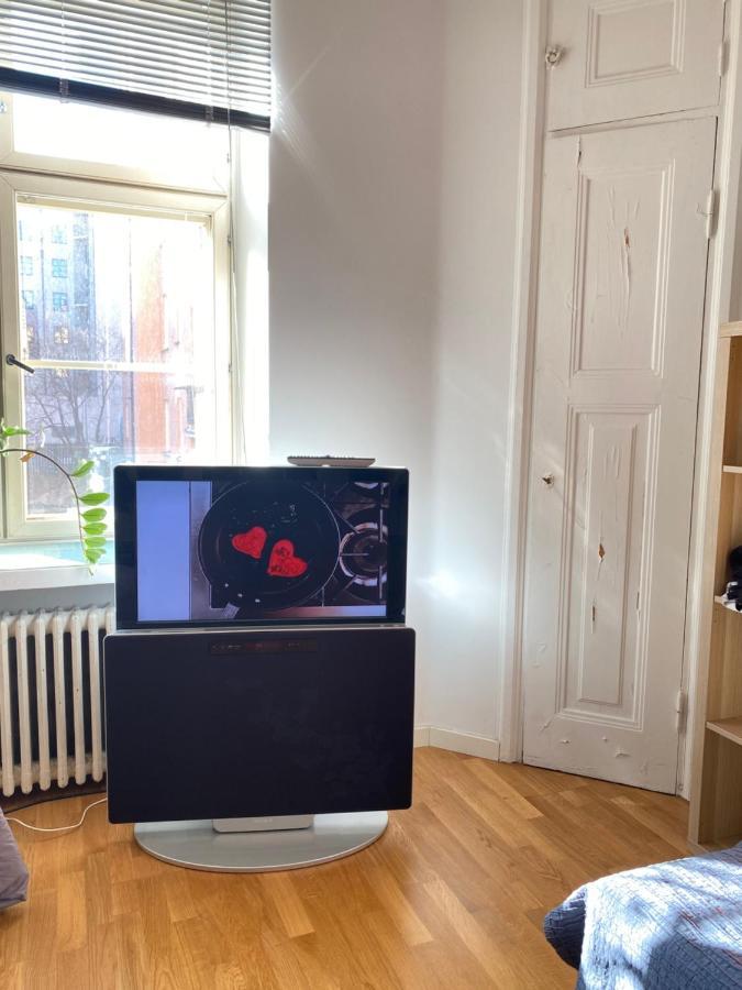 Big Studio Close To Center With Wifi