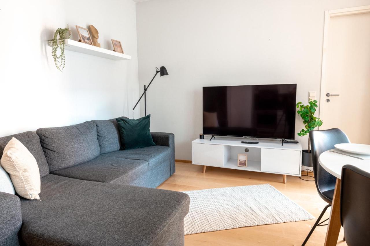 Huoneisto 2ndhomes Stylish 1br With Balcony And Sauna In Kamppi Center *