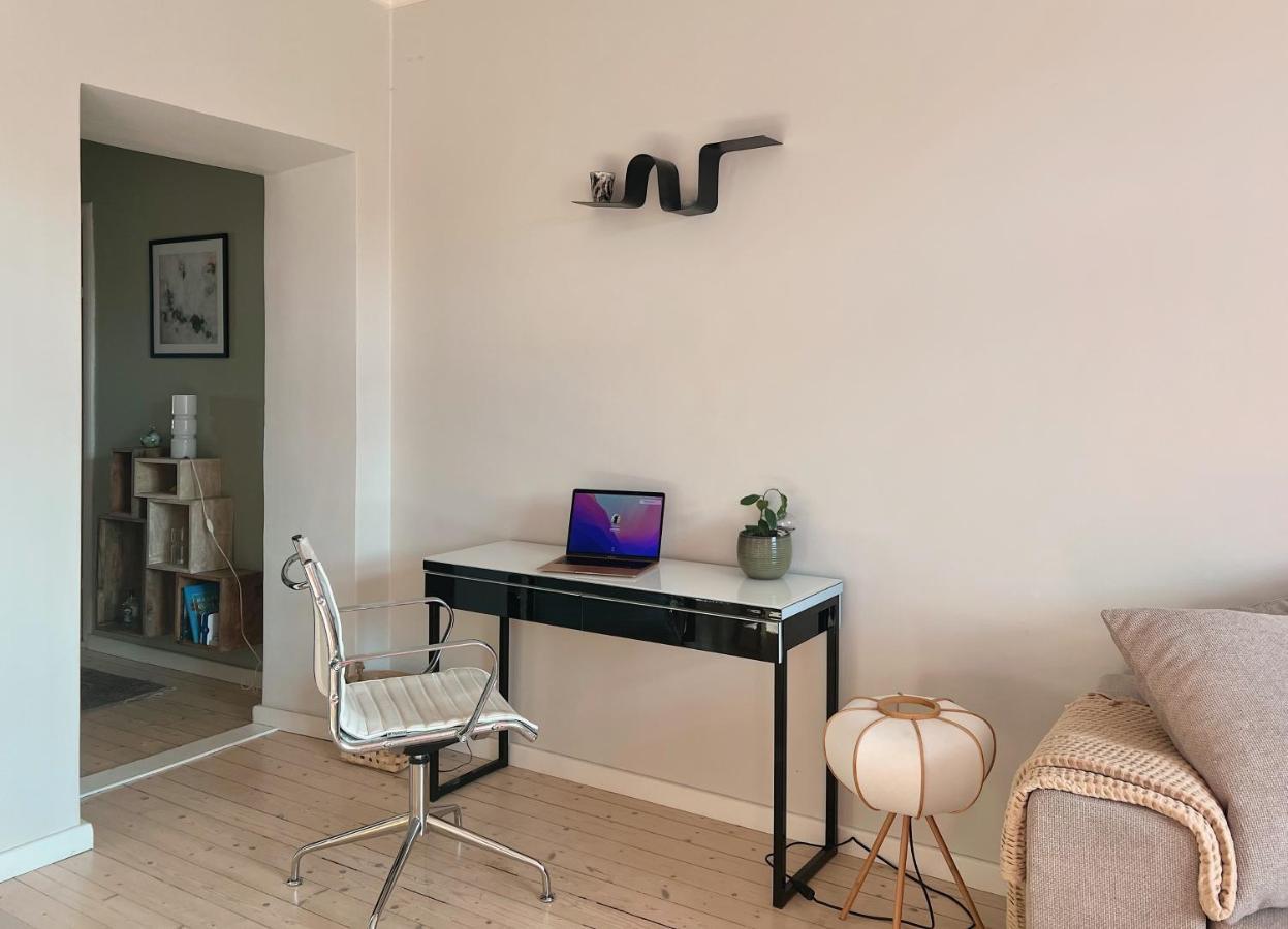 Urban Penthouse Next To Metro With Views Huoneisto