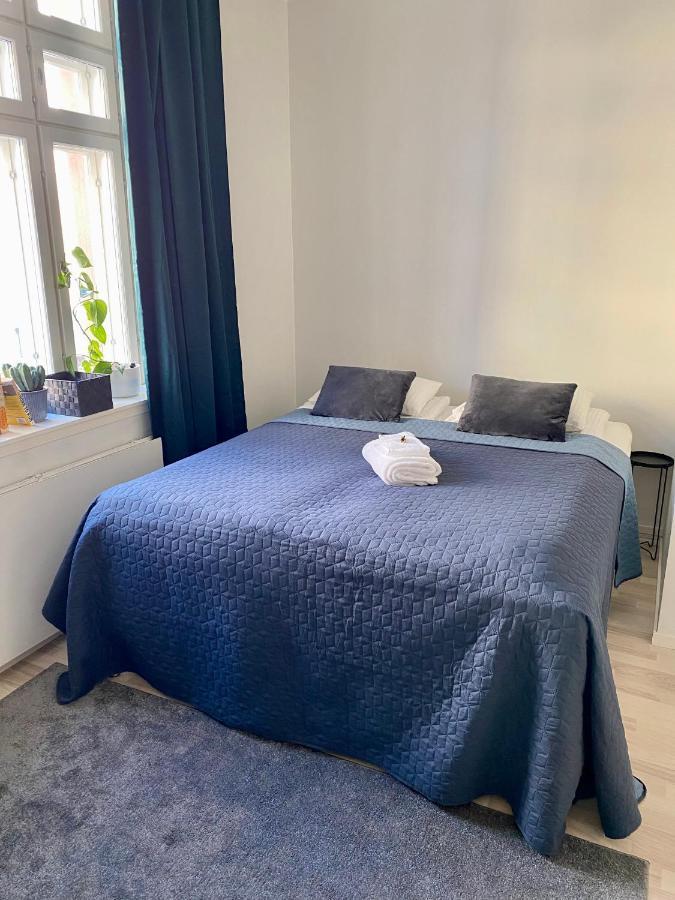 Modern Equipped In Vibrant Kallio, Near Transit & Dining Spots *
