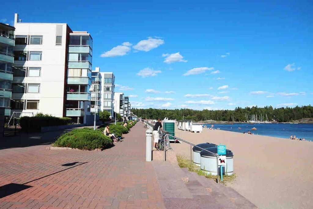 Meren Laeheisyydessae Iso Yksioe Huoneisto Helsinki