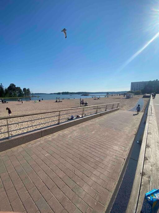 Huoneisto Meren Laeheisyydessae Iso Yksioe Helsinki