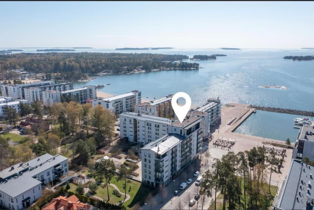 Meren Laeheisyydessae Iso Yksioe Helsinki