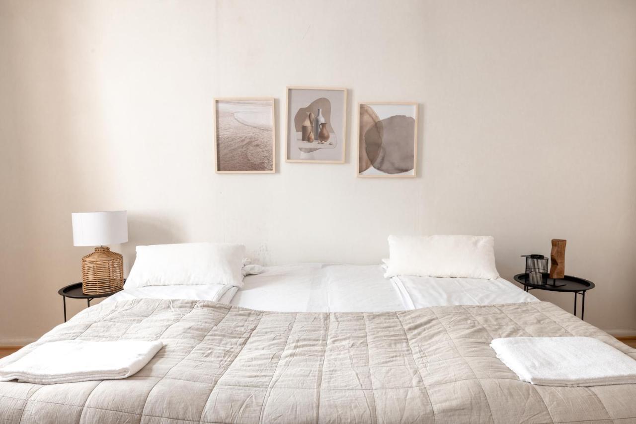 Poista 2ndhomes Spacious By The Esplanade Park Huoneisto