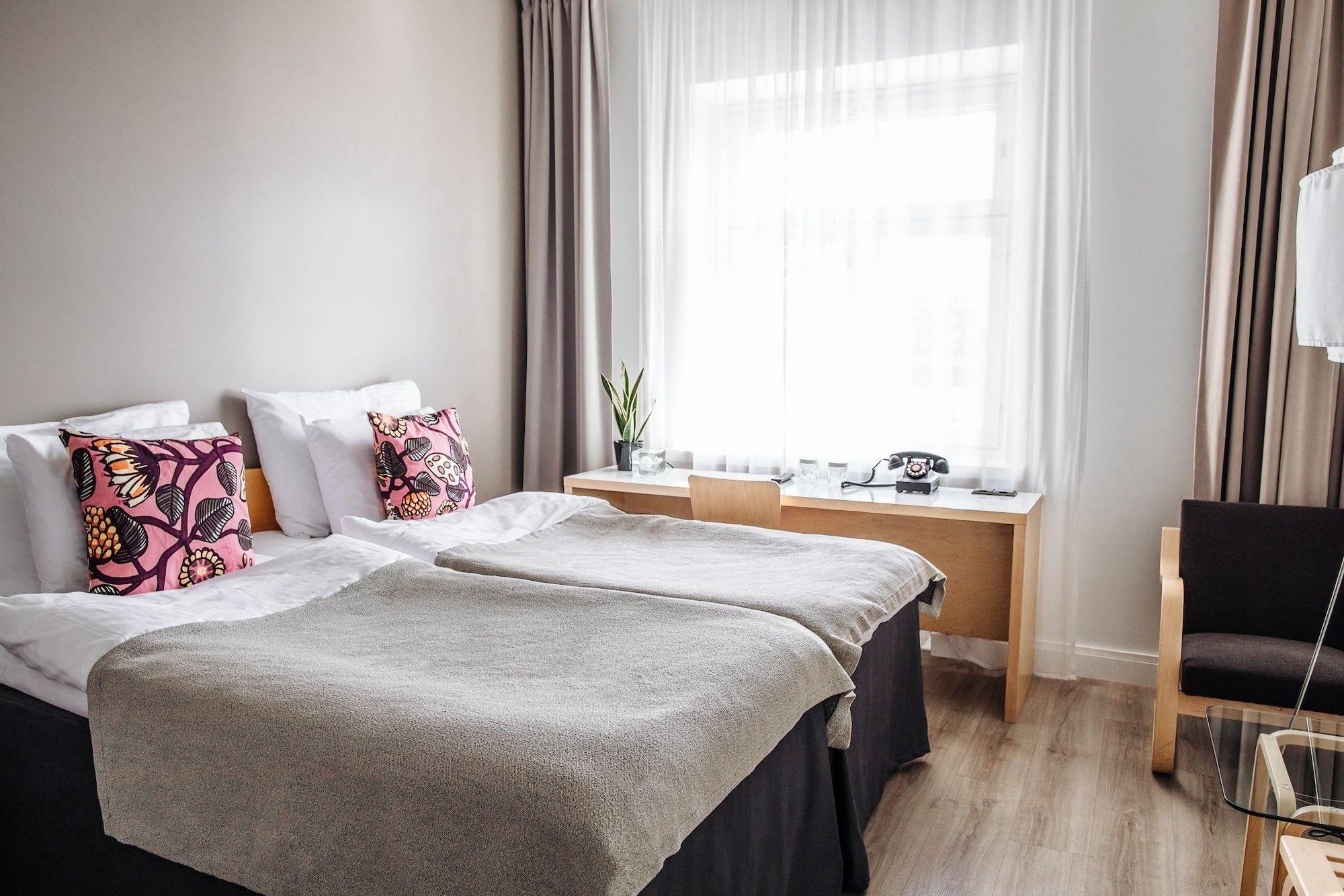 Hotelli Helka 3*