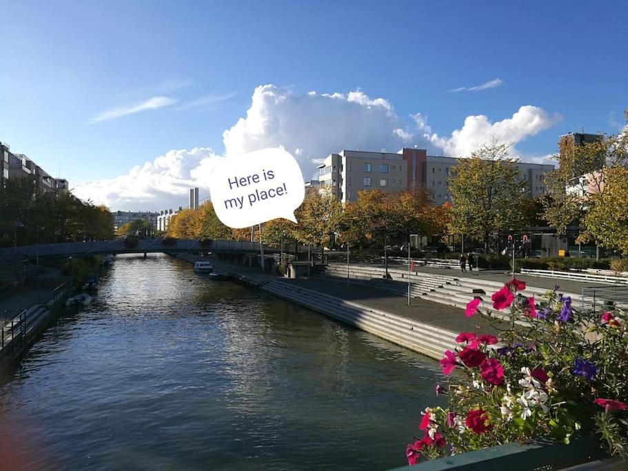 - Nearby Centrum & Metro *