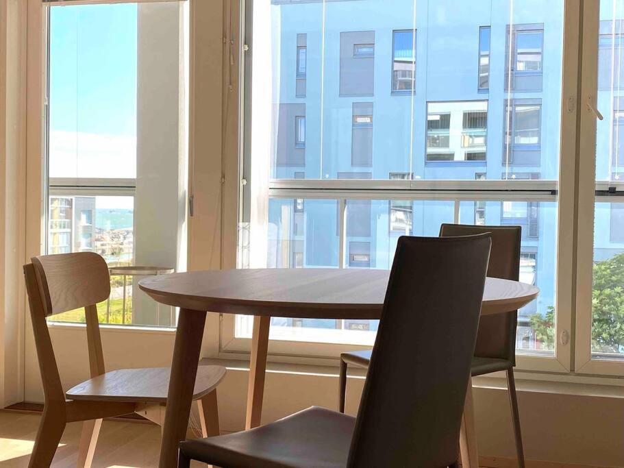 Huoneisto Tilava Yksioe 35,5 M2 Merenrannalla Helsinki