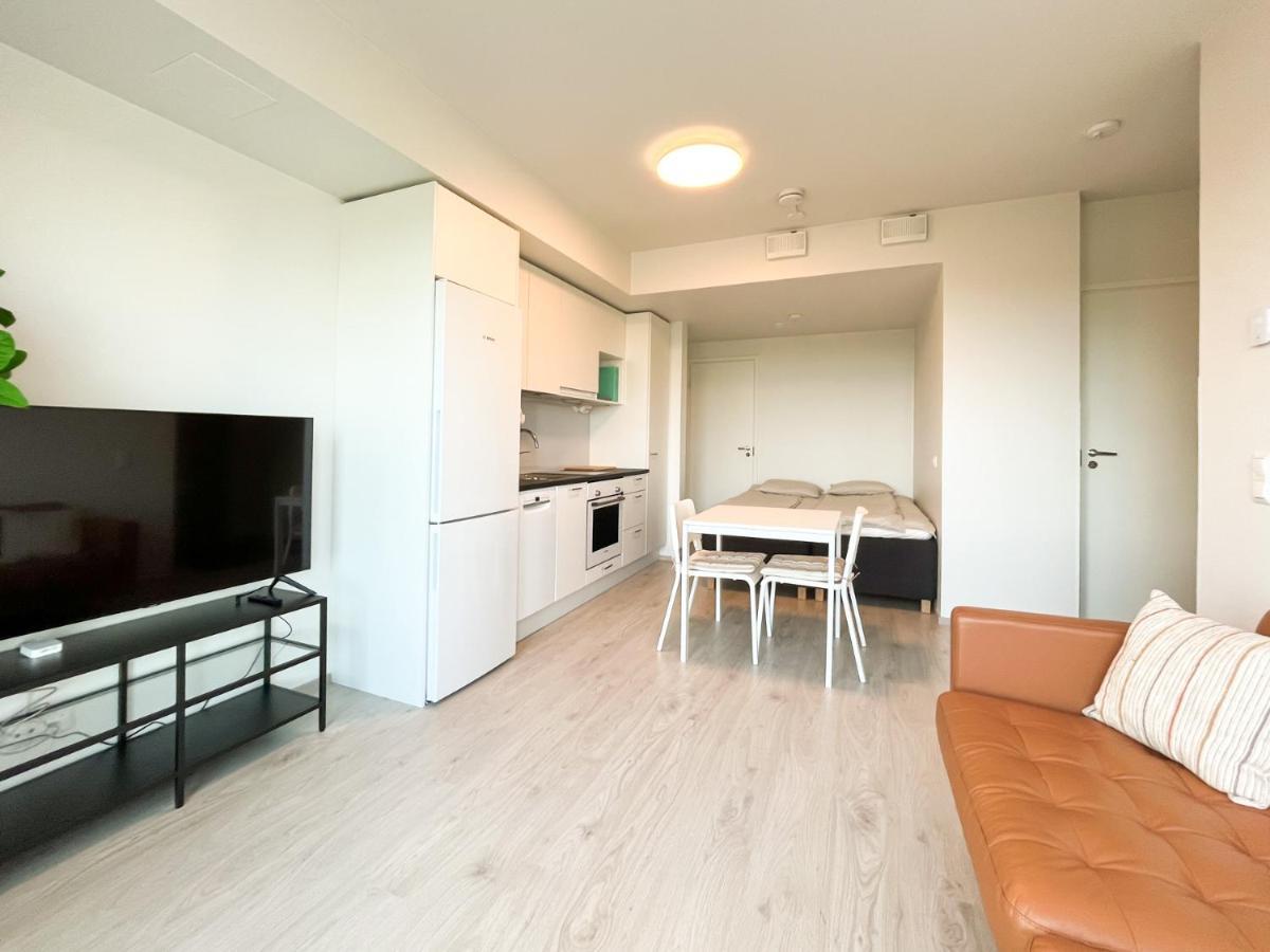 New Studio - Next To Vuosaari Metro And Mall, Self Check-in Huoneisto Helsinki